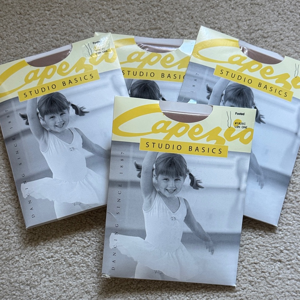 LOT OF CAPEZIO  Studio Basics footed neutral TIGHTS 4 PAIR BUNDLED